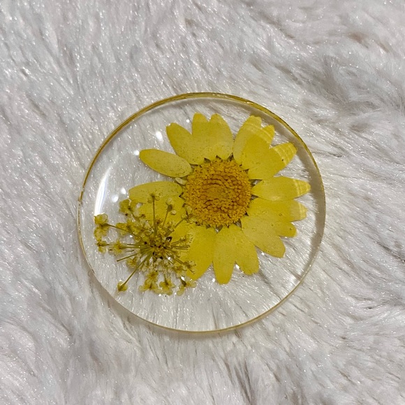 Real flower resin badge reels - Picture 6 of 6